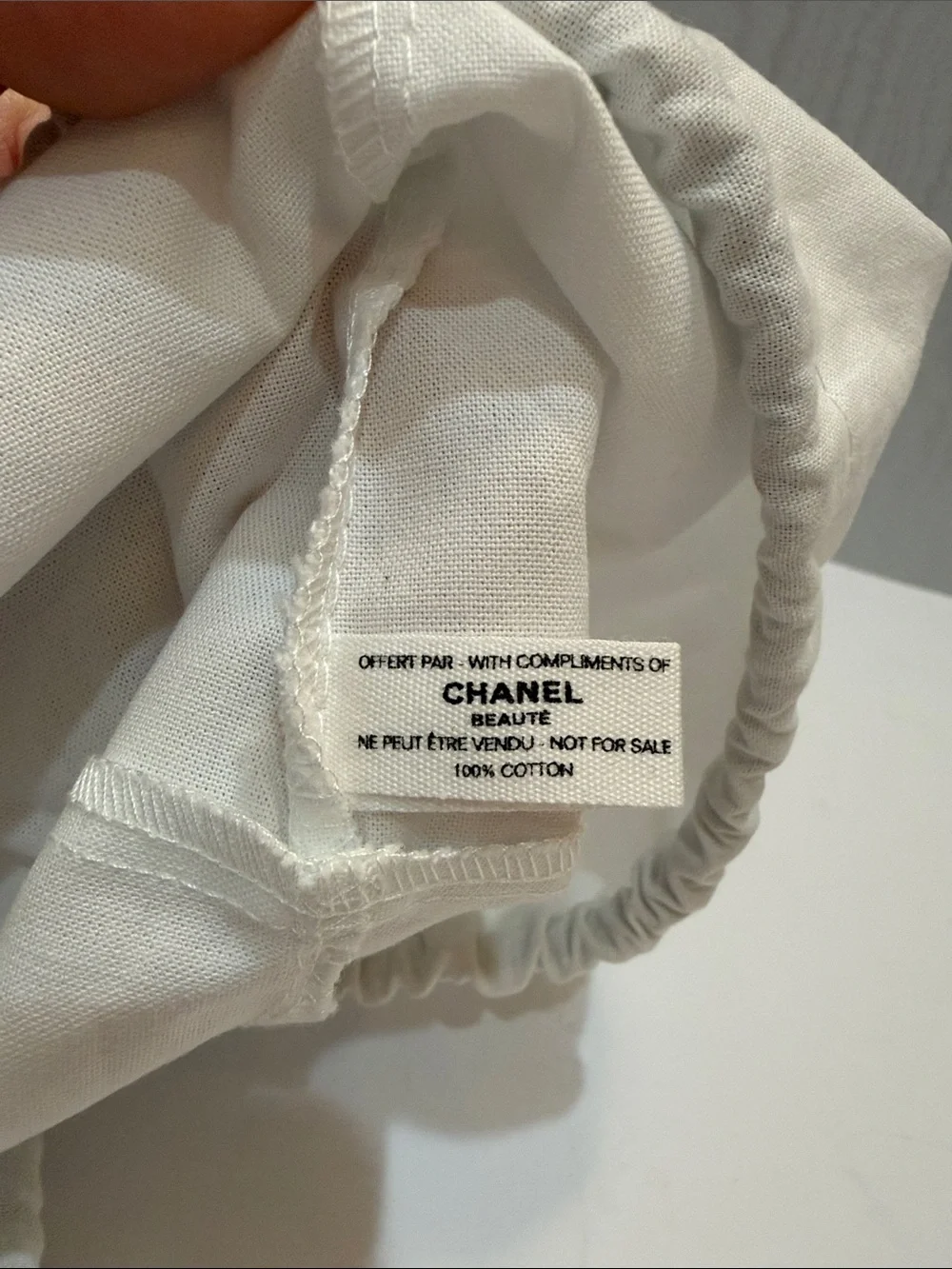 Authentic CHANEL Beauty White Cotton Drawstring Pouch Cosmetic Gift Dust Bag